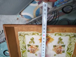 Vassoio in legno decorato con fate e fiori