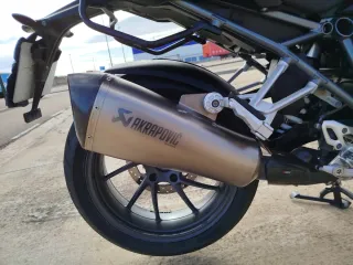 BMW R1200RS Moto Deportiva Gris/Negra