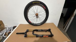 Horquilla Fox 36 + Rueda DT Swiss 20DH