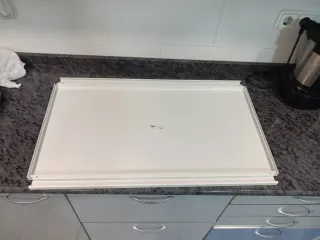 Scaffale IVAR IKEA in metallo bianco