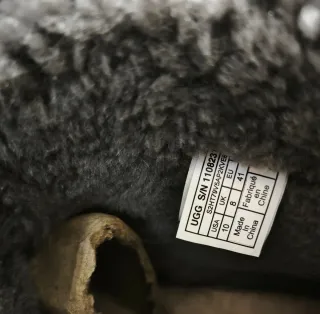 Botas UGG grises