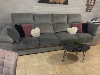 Sofá 4 plazas extensible gris
