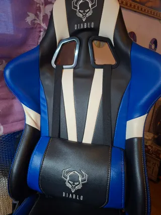 Silla Gaming Diablo X-Eye + Cascos Sades