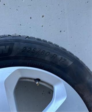 Llantas + Neumáticos Jeep Compass 225/60 R17