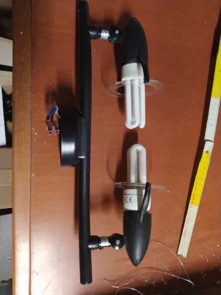Lampada doppia luce snodabile