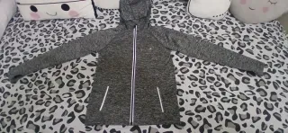 Sudadera deportiva niña gris con capucha 9 a 10 añ
