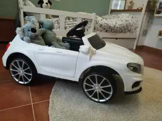 COCHE BATERIA ELÉCTRICO Mercedes GLA 45 AMG