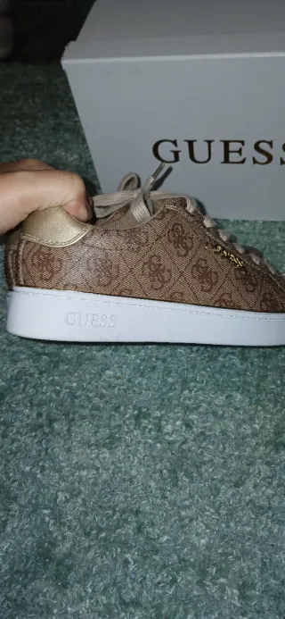 Tênis Guess Originais Castanho Dourado 38