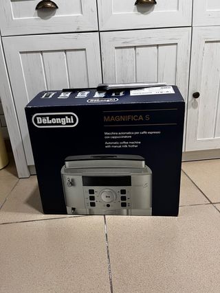 Cafetera espresso Delonghi Magnifica S Automática