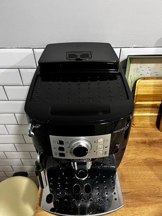 Cafetera espresso Delonghi Magnifica S Automática