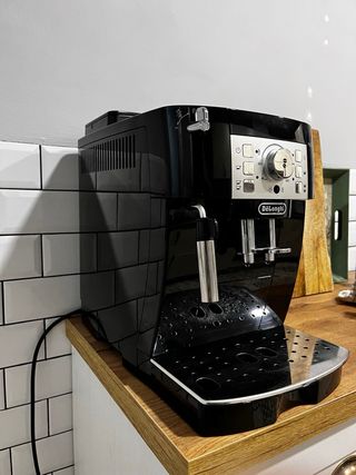 Cafetera espresso Delonghi Magnifica S Automática