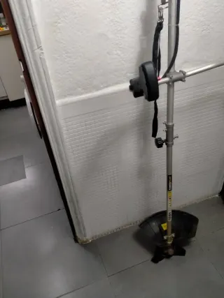 Cortacésped motor 2 tiempos