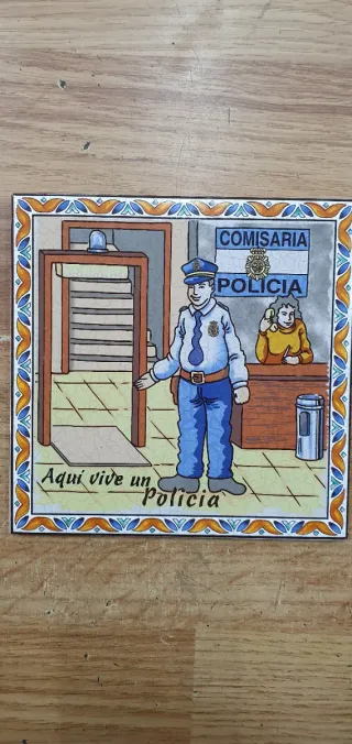 Azulejo Aquí vive un policía