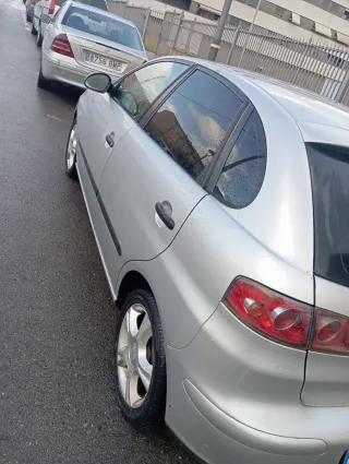 SEAT Ibiza 2004