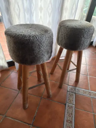 Taburetes vintage tela y madera