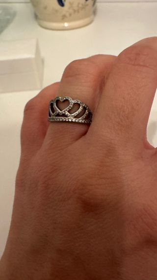 Anillo Pandora Corona Corazones