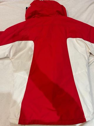 Chaqueta esquí impermeable roja y blanca