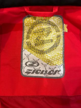 Chaqueta esquí impermeable roja y blanca