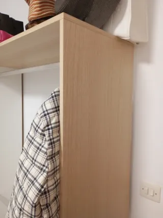 Vestidor blanco de madera..lo vendo por mudanza