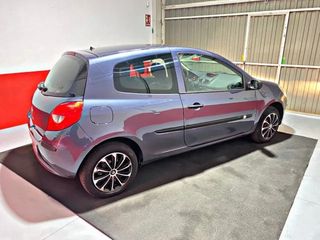 Renault Nuevo Clio Authentique 1.2 16v 75cv 3p. eco2