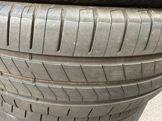 Neumáticos Bridgestone 215/50/19 93T