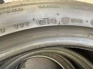 Neumáticos Bridgestone 215/50/19 93T