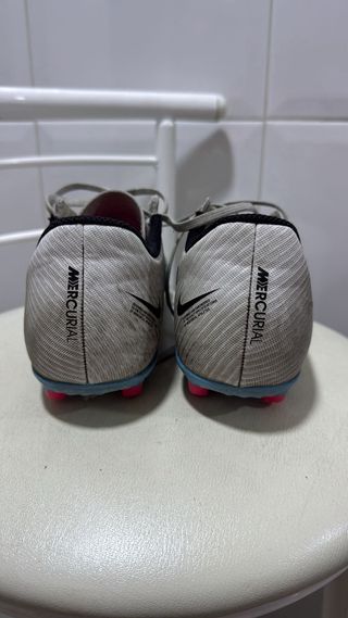 Botas de fútbol Nike Mercurial Talla 38