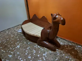 Sillón Camello Madera Maciza