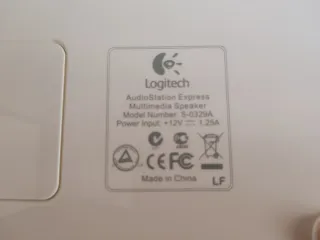 Altavoz iPod Logitech Blanco y Negro