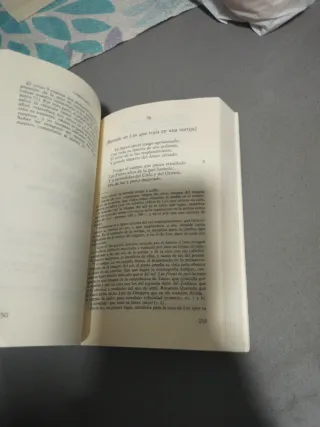 Poesía varia (Letras Hispanicas / Hispanic Writ...