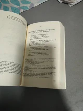 Poesía varia (Letras Hispanicas / Hispanic Writ...