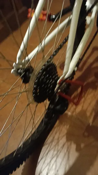 Bicicleta Btwin 20 para adolescentes