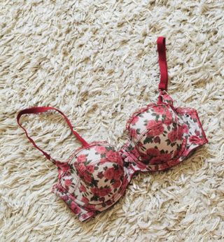 Sujetador 85B flores granate