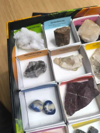 Conjunto 19 minerais