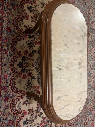 Mesa clasica de centro de madera y mármol