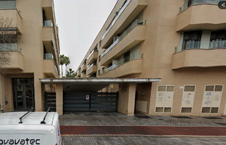 Plaza de garaje Amplia en Cra. de Trassierras 58.