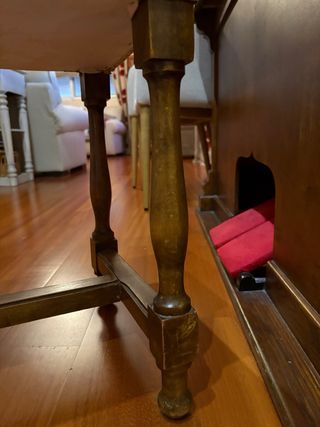 Butaca descalzadora antigua tela y madera