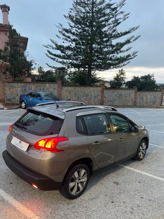 Peugeot 2008 2014