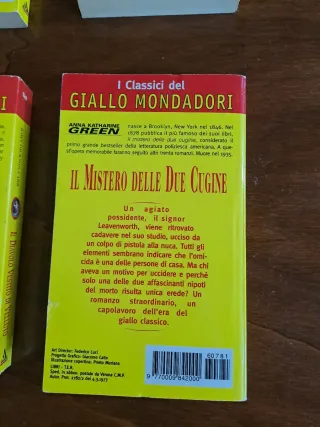 Set 6 libri vintage classici gialli Mondadori