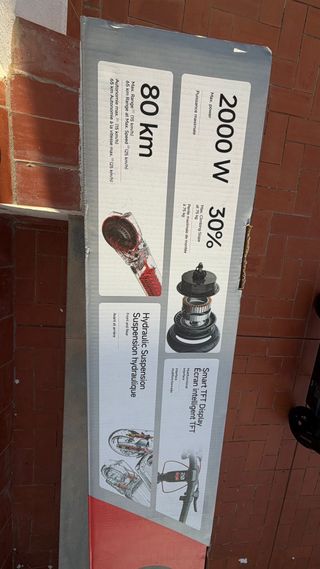 Patinete Eléctrico Semi nuevo con 246 km