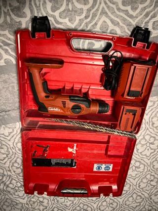 Taladro Hilti TE2-A22 con maletín