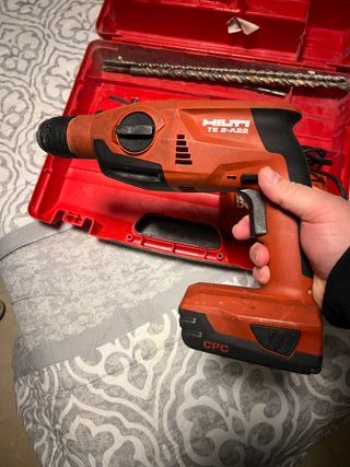 Taladro Hilti TE2-A22 con maletín