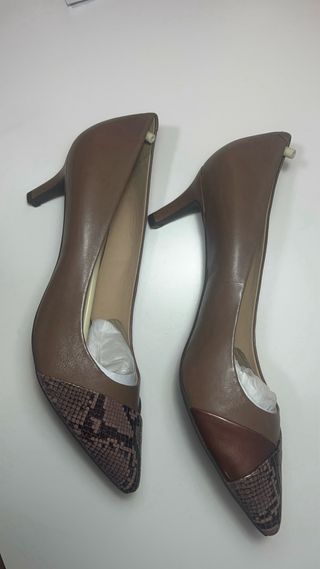 Zapatos Geox tacón bajo marrones y multicolor