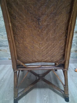 Silla artesanal de mimbre