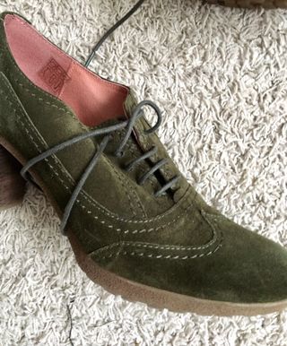 Zapatos oxford tacón 40