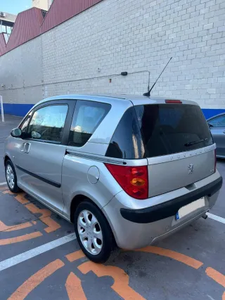 Peugeot 1007 2006