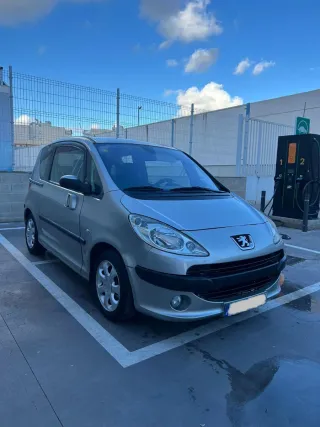 Peugeot 1007 2006