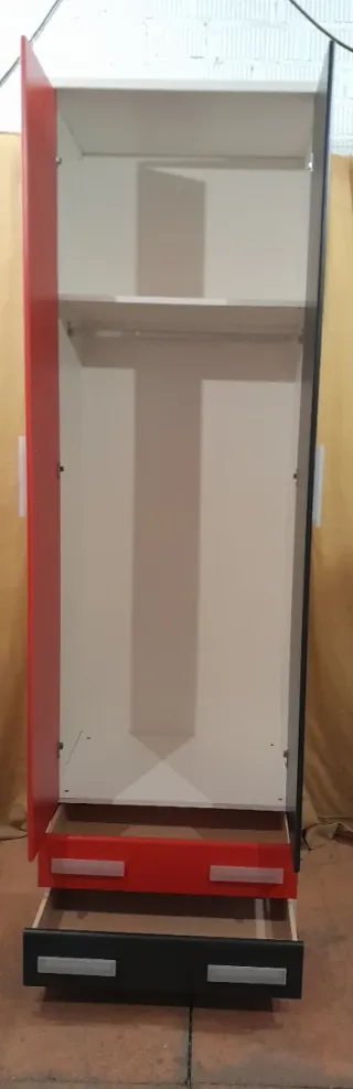 Litera juvenil con cajones, armario y escritorio