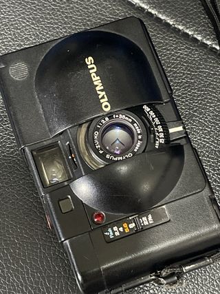 Olympus XA Cámara Analógica Negra
