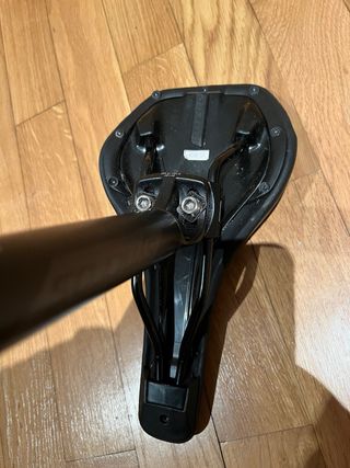 Sillín y Tija Scott Tofino